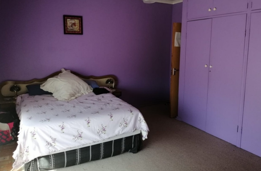 5 Bedroom Property for Sale in Sasolburg Free State